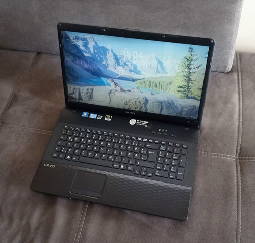 Sony vaio vpcej - sony,